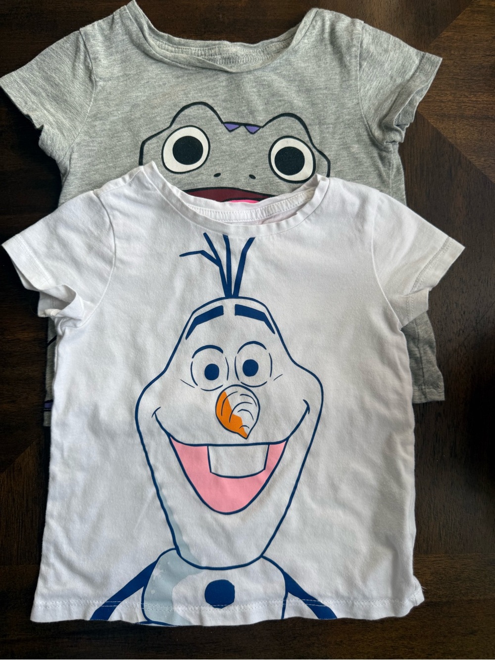 Disney White Olaf and Bruni Graphic Tees Size 3T